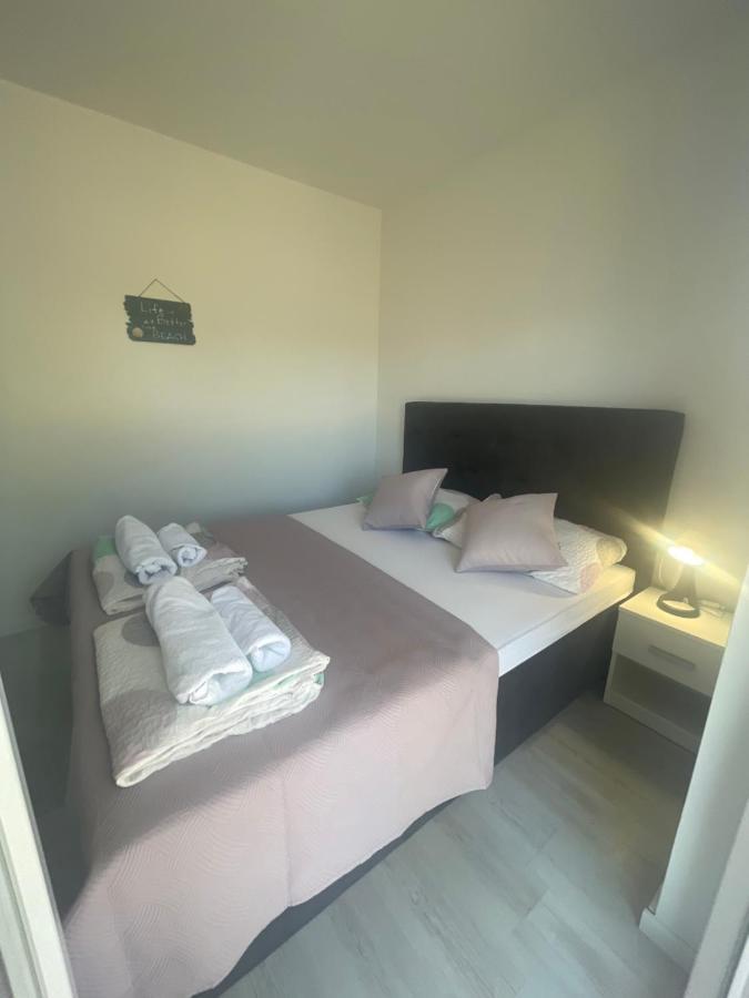 Villa Iva Vodice Esterno foto