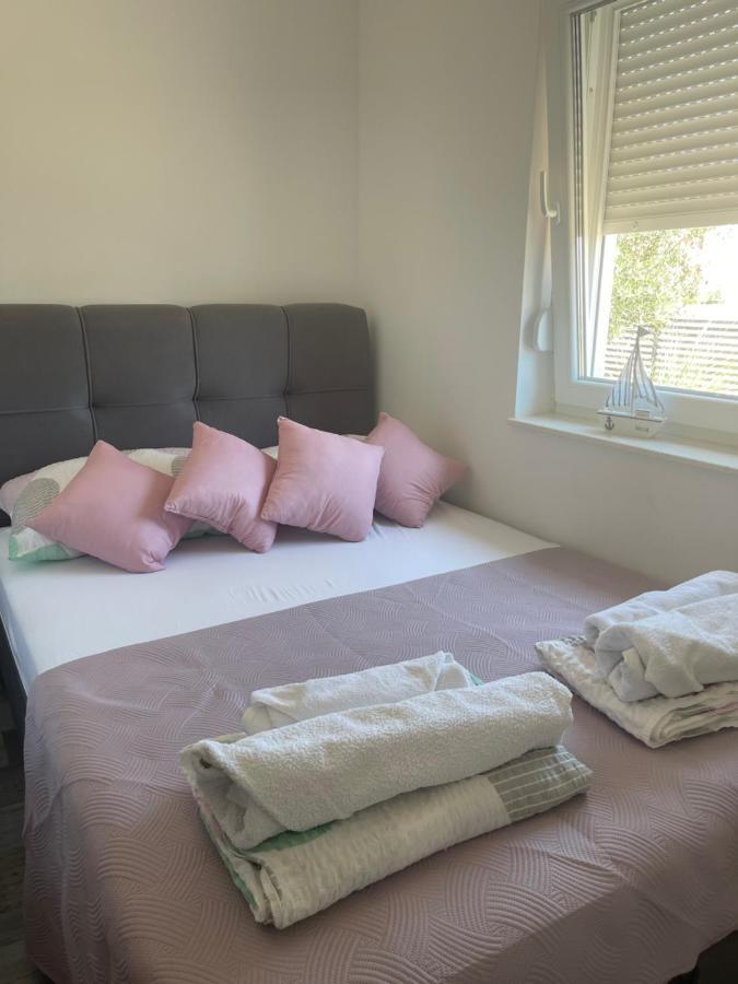Villa Iva Vodice Esterno foto